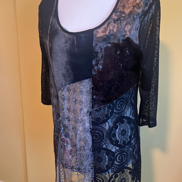 FreshFX top/tunic - sheer and fully lined - Picture 2 of 15